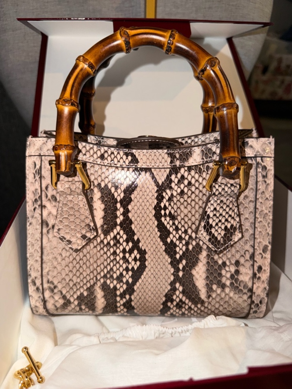 Gucci exotic Python Diana bag GHW BNIB - Picture 11 of 16